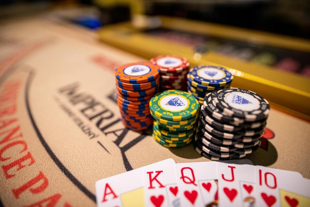 Imperial Casino Strazny Hotel Εξωτερικό φωτογραφία