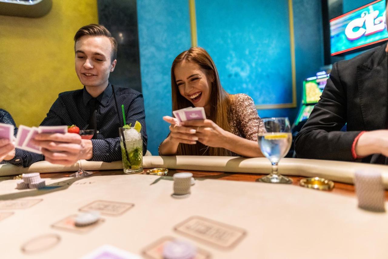 Imperial Casino Strazny Hotel Εξωτερικό φωτογραφία